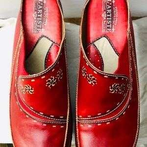 New L’Artiste by Spring Step Mule. SZ 10.5 - 11
